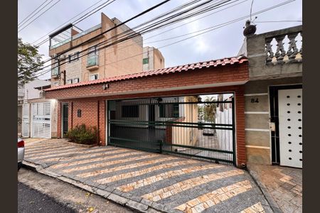 Casa à venda com 221m², 4 quartos e 7 vagasFachada