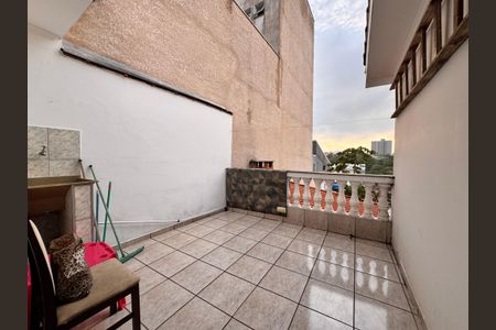 Casa à venda com 221m², 4 quartos e 7 vagasVaranda
