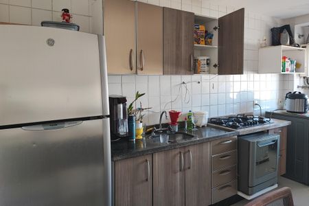 Apartamento à venda com 81m², 3 quartos e 2 vagasCozinha