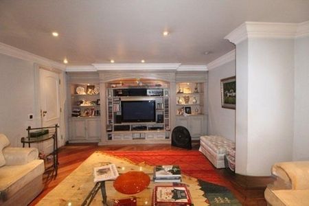 Casa de Condomínio à venda com 4 quartos, 840m² em Super Quadra Morumbi, São Paulo