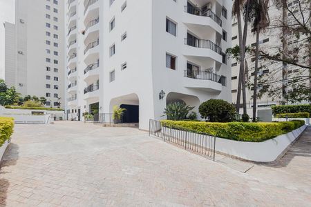 Apartamento para alugar com 45m², 1 quarto e 1 vagaFachada