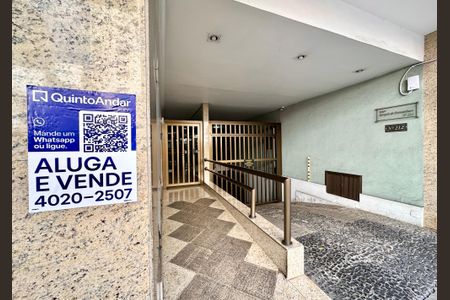 Apartamento para alugar com 98m², 3 quartos e 1 vaga Apartamento para alugar com 98m², 3 quartos e 1 vagaFachada e Plaquinha instalada
