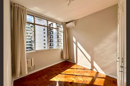 Apartamento para alugar com 98m², 3 quartos e 1 vaga Apartamento para alugar com 98m², 3 quartos e 1 vagaQuarto 1