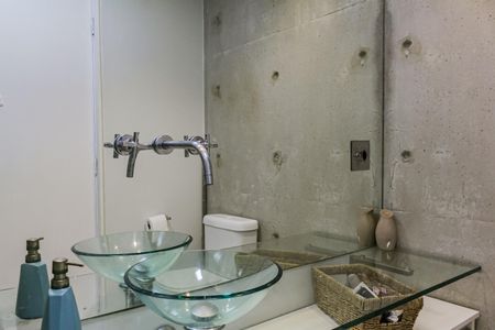 Apartamento para alugar com 70m², 1 quarto e 1 vaga Apartamento para alugar com 70m², 1 quarto e 1 vagaBanheiro