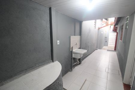 Casa para alugar com 75m², 1 quarto e 1 vagaÁrea de Serviço