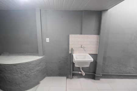 Casa para alugar com 75m², 1 quarto e 1 vagaÁrea de Serviço