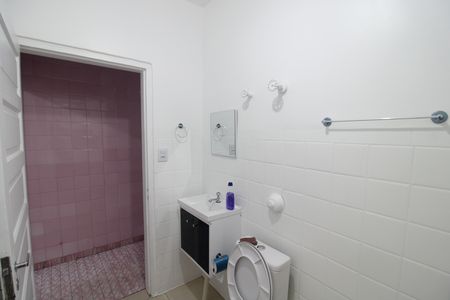 Casa para alugar com 75m², 1 quarto e 1 vagaBanheiro