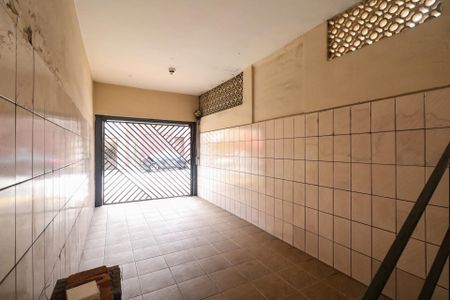 Casa à venda com 170m², 2 quartos e 2 vagasGaragem