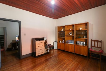 Casa à venda com 170m², 2 quartos e 2 vagasQuarto 1