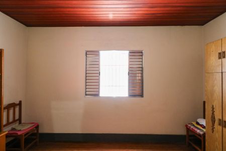 Casa à venda com 170m², 2 quartos e 2 vagasQuarto 1