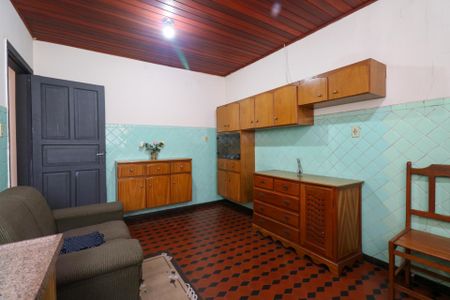 Casa à venda com 170m², 2 quartos e 2 vagasCozinha