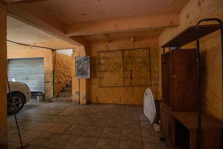 Casa à venda com 300m², 4 quartos e 4 vagas Casa à venda com 300m², 4 quartos e 4 vagasGaragem