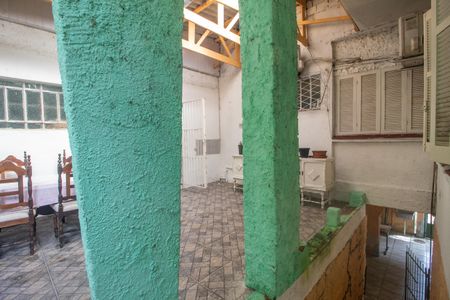 Casa à venda com 300m², 4 quartos e 4 vagas Casa à venda com 300m², 4 quartos e 4 vagasÁrea comum - Churrasqueira