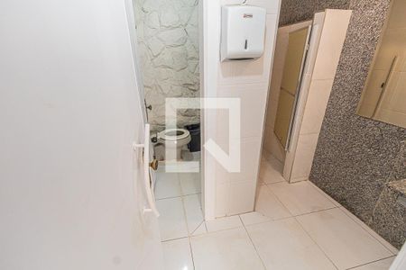 Casa à venda com 441m², 8 quartos e 8 vagas Casa à venda com 441m², 8 quartos e 8 vagasQuarto 8 / suite / 3º andar