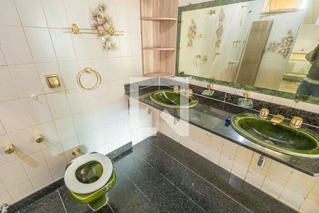 Casa à venda com 441m², 8 quartos e 8 vagas Casa à venda com 441m², 8 quartos e 8 vagasbanheiro suite 1