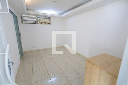 Casa à venda com 441m², 8 quartos e 8 vagas Casa à venda com 441m², 8 quartos e 8 vagasQuarto 8 / suite / 3º andar