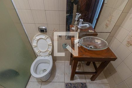 Casa à venda com 441m², 8 quartos e 8 vagas Casa à venda com 441m², 8 quartos e 8 vagasbanheiro Suite6/ 3º andar