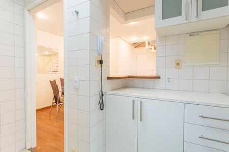 Apartamento para alugar com 70m², 2 quartos e 1 vagaCozinha