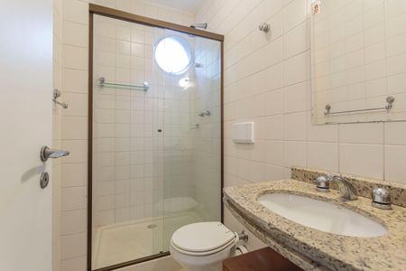 Apartamento para alugar com 70m², 2 quartos e 1 vagaBanheiro da Suíte 1