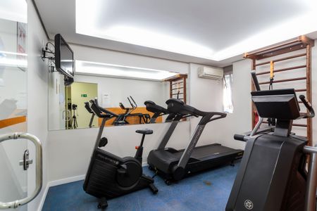 Apartamento para alugar com 70m², 2 quartos e 1 vagaÁrea comum - Academia