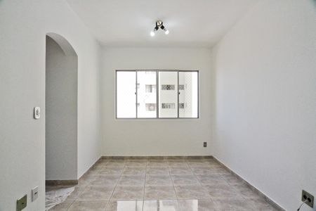 Apartamento para alugar com 40m², 2 quartos e 1 vaga Apartamento para alugar com 40m², 2 quartos e 1 vagaSala