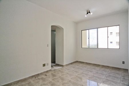 Apartamento para alugar com 40m², 2 quartos e 1 vaga Apartamento para alugar com 40m², 2 quartos e 1 vagaSala