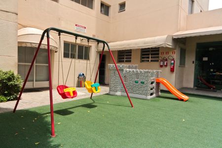 Apartamento para alugar com 40m², 2 quartos e 1 vaga Apartamento para alugar com 40m², 2 quartos e 1 vagaÁrea comum - Playground