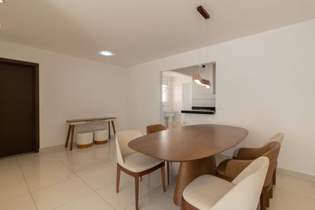 Apartamento para alugar com 108m², 3 quartos e 2 vagas Apartamento para alugar com 108m², 3 quartos e 2 vagasSala