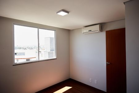 Apartamento para alugar com 52m², 2 quartos e 1 vaga Apartamento para alugar com 52m², 2 quartos e 1 vagaQuarto 2