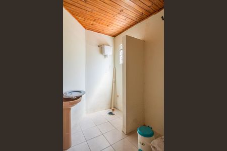 Casa à venda com 530m², 2 quartos e 3 vagasBanheiro 2