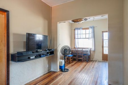 Casa à venda com 530m², 2 quartos e 3 vagasSala