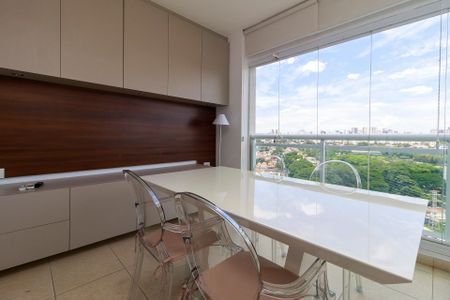 Apartamento à venda com 66m², 2 quartos e 1 vagaSala - Varanda
