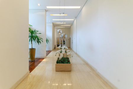 Apartamento à venda com 66m², 2 quartos e 1 vagaHall Social