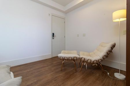 Apartamento à venda com 66m², 2 quartos e 1 vagaSala
