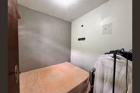 Casa à venda com 205m², 4 quartos e 3 vagas Casa à venda com 205m², 4 quartos e 3 vagasQuarto 3