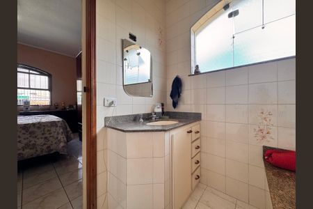 Casa à venda com 205m², 4 quartos e 3 vagas Casa à venda com 205m², 4 quartos e 3 vagasBanheiro 3