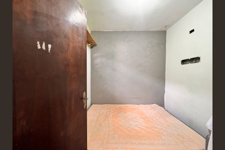 Casa à venda com 205m², 4 quartos e 3 vagas Casa à venda com 205m², 4 quartos e 3 vagasQuarto 3