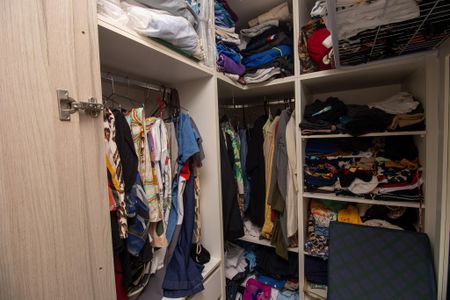 Apartamento à venda com 90m², 3 quartos e 2 vagasCloset quarto 3
