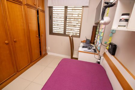 Apartamento à venda com 90m², 3 quartos e 2 vagasQuarto 2