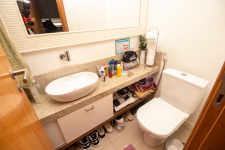 Apartamento à venda com 90m², 3 quartos e 2 vagasLavabo