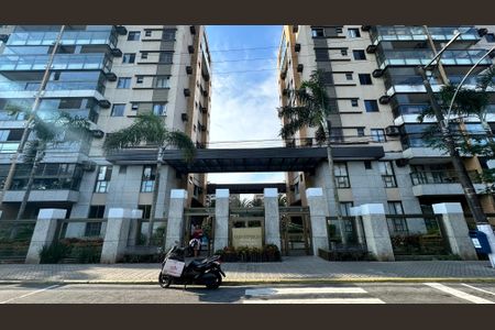 Apartamento à venda com 90m², 3 quartos e 2 vagasFachada