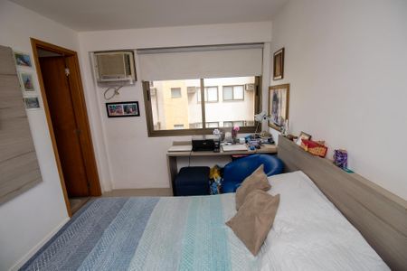 Apartamento à venda com 90m², 3 quartos e 2 vagasQuarto 3