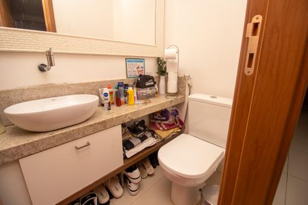 Apartamento à venda com 90m², 3 quartos e 2 vagasLavabo