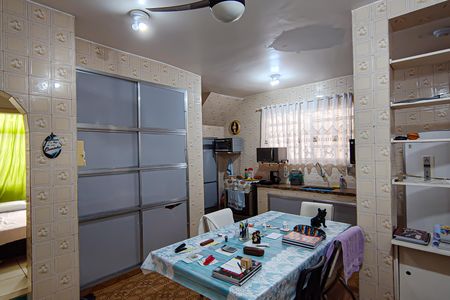 Casa para alugar com 300m², 3 quartos e 1 vagacozinha