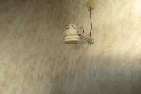 Casa à venda com 350m², 2 quartos e 6 vagasBanheiro 2