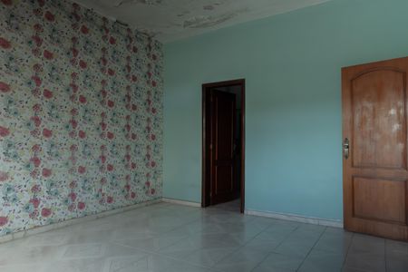 Casa à venda com 350m², 2 quartos e 6 vagasSuíte