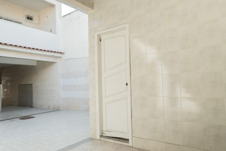 Casa à venda com 350m², 2 quartos e 6 vagasQuintal