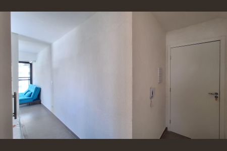 Apartamento à venda com 37m², 1 quarto e sem vaga Apartamento à venda com 37m², 1 quarto e sem vagaCorredor