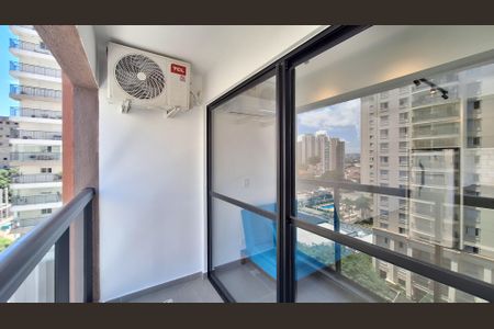Apartamento à venda com 37m², 1 quarto e sem vaga Apartamento à venda com 37m², 1 quarto e sem vagaVaranda