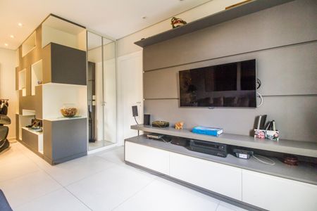 Apartamento à venda com 111m², 3 quartos e 2 vagas Apartamento à venda com 111m², 3 quartos e 2 vagasSala de TV